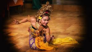 world cruise,bali,dancing